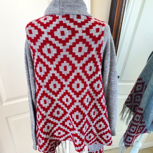 Women's Red and grey Aztec design loose tassel long open front cardigan sweater - Picture 2 of 3